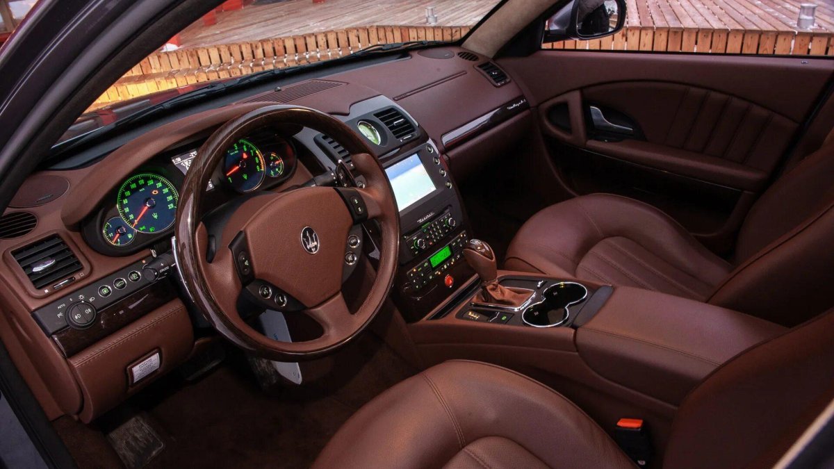 Мазерати Кватропорте 2004