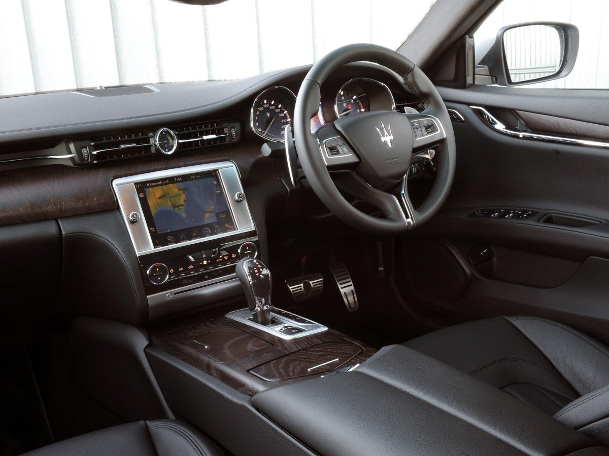 Maserati Quattroporte 2008 салон