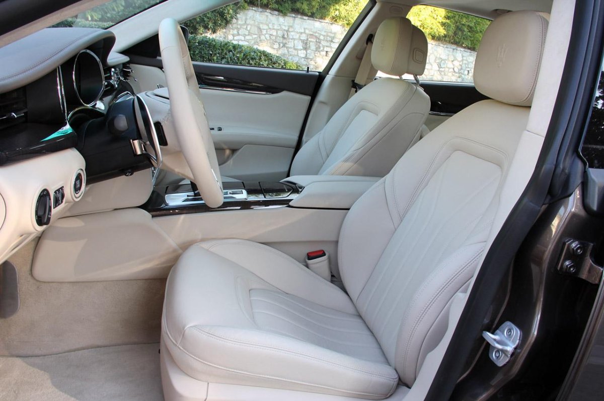 Maserati Quattroporte 2007 салон