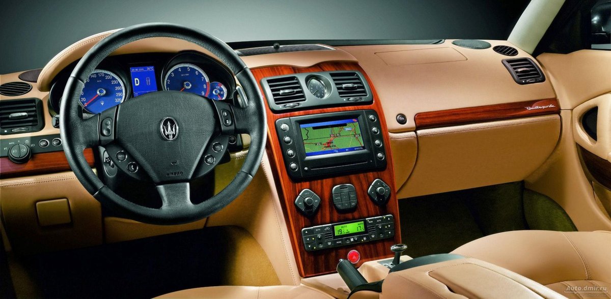 Maserati Quattroporte 2005 салон