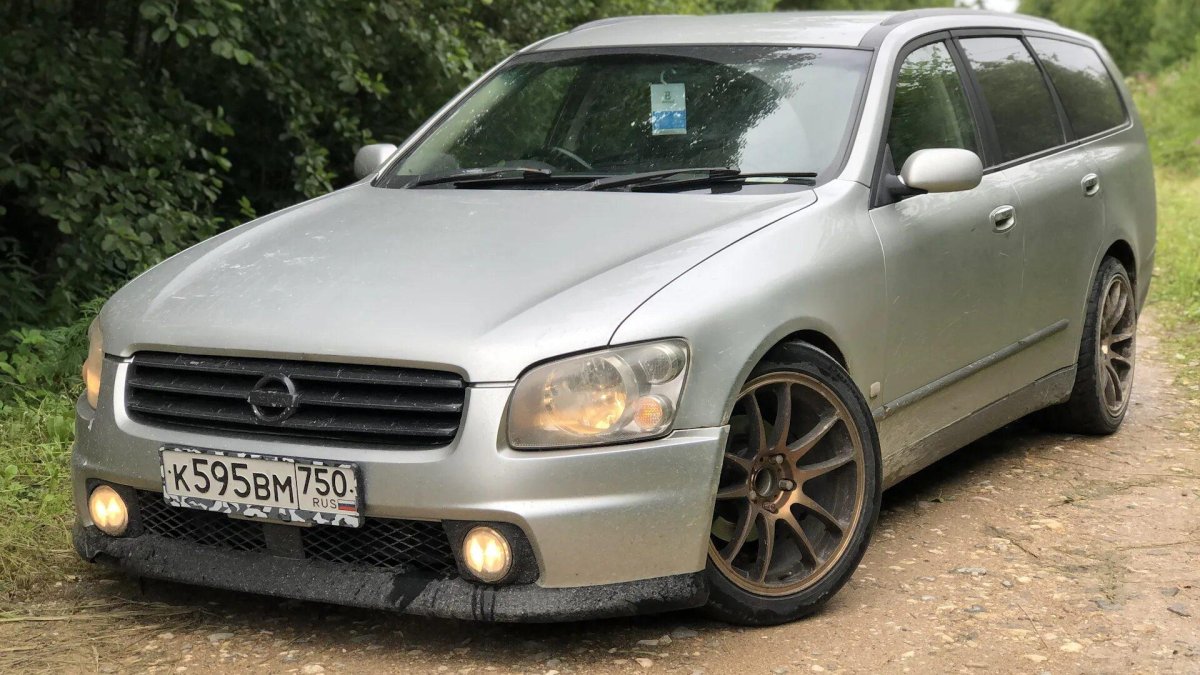 Nissan Stagea 35