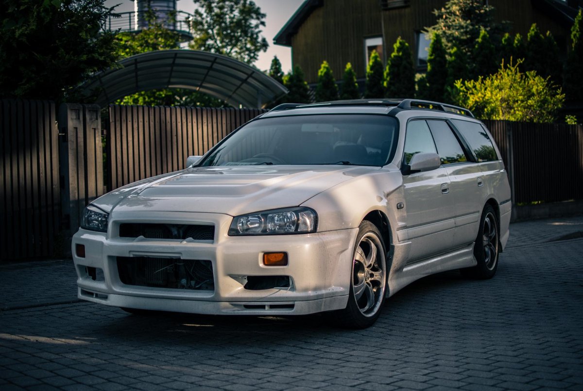 Nissan Stagea r34
