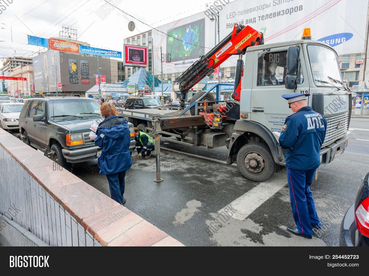 Эвакуация автомобиля