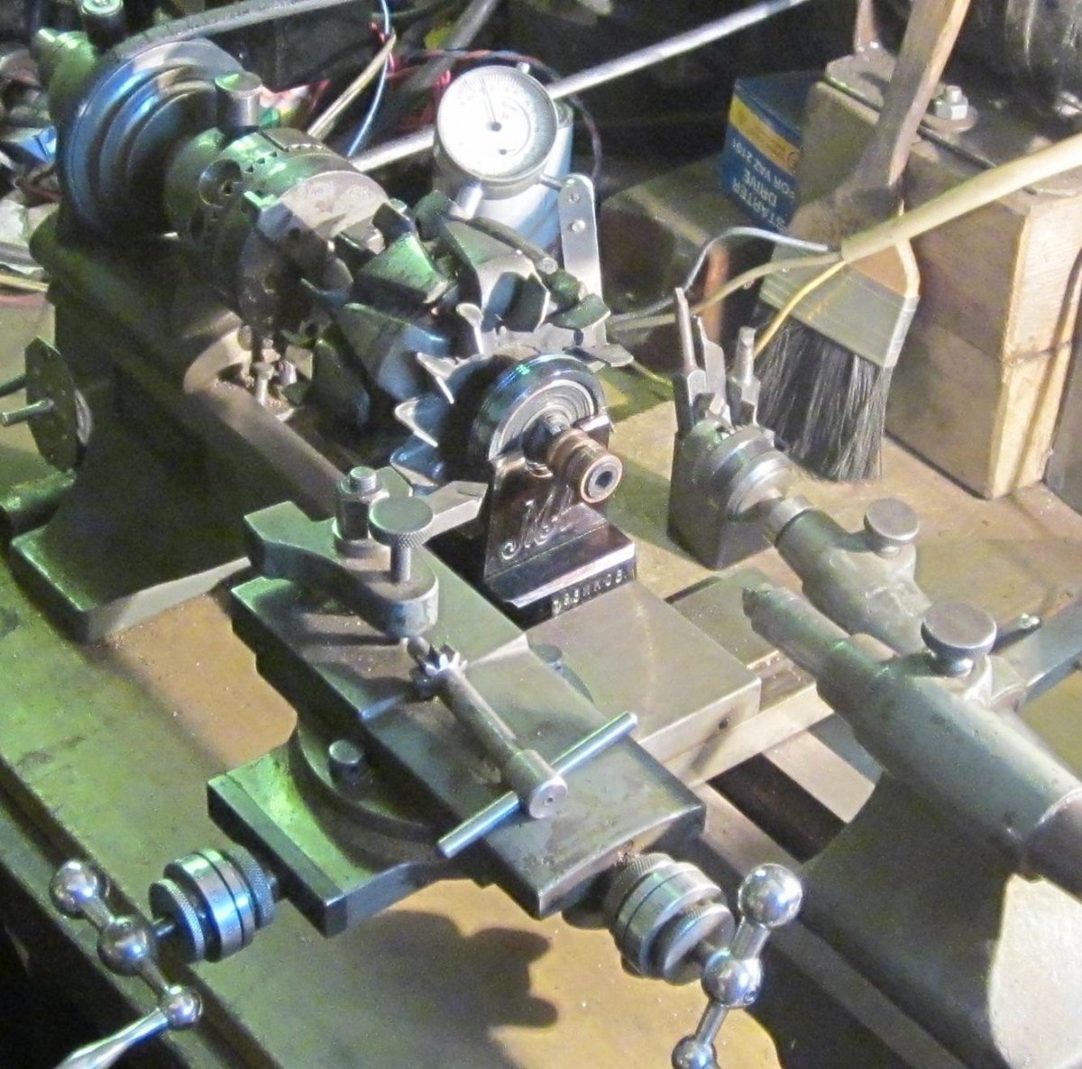 Токарный станок ЦКБ р105