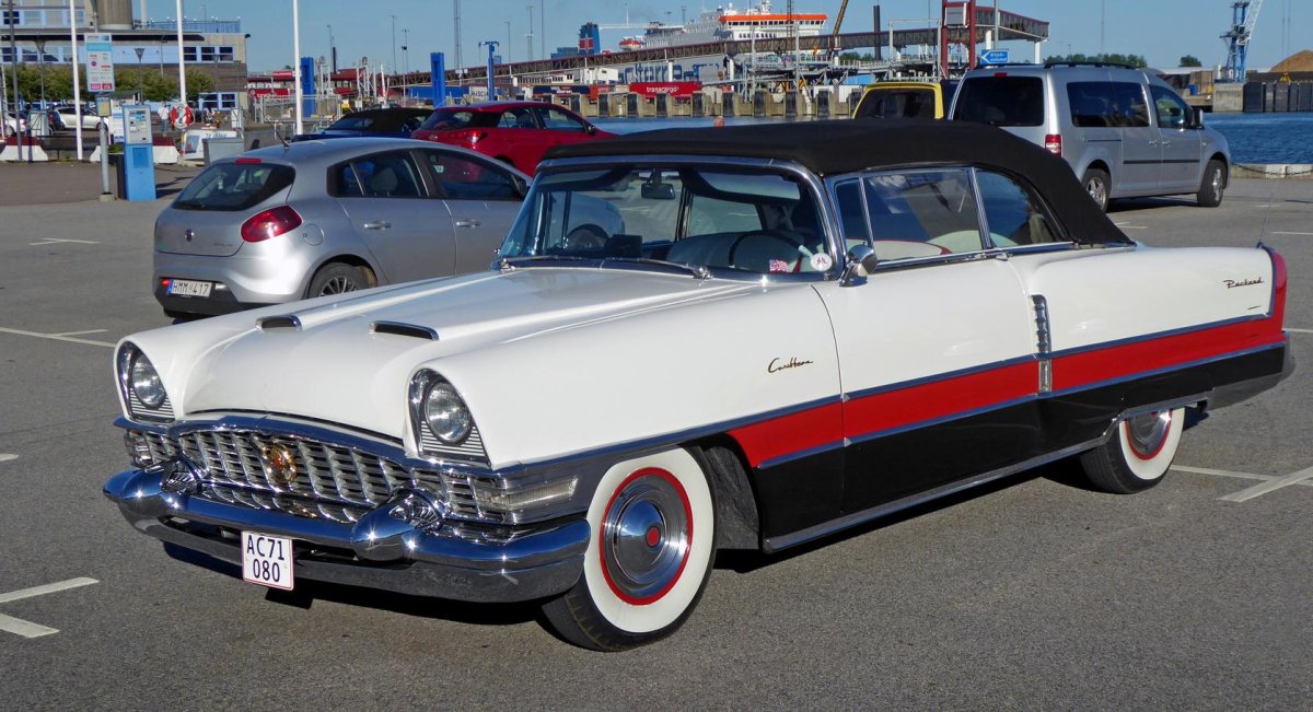 Паккард Карибиан 1955