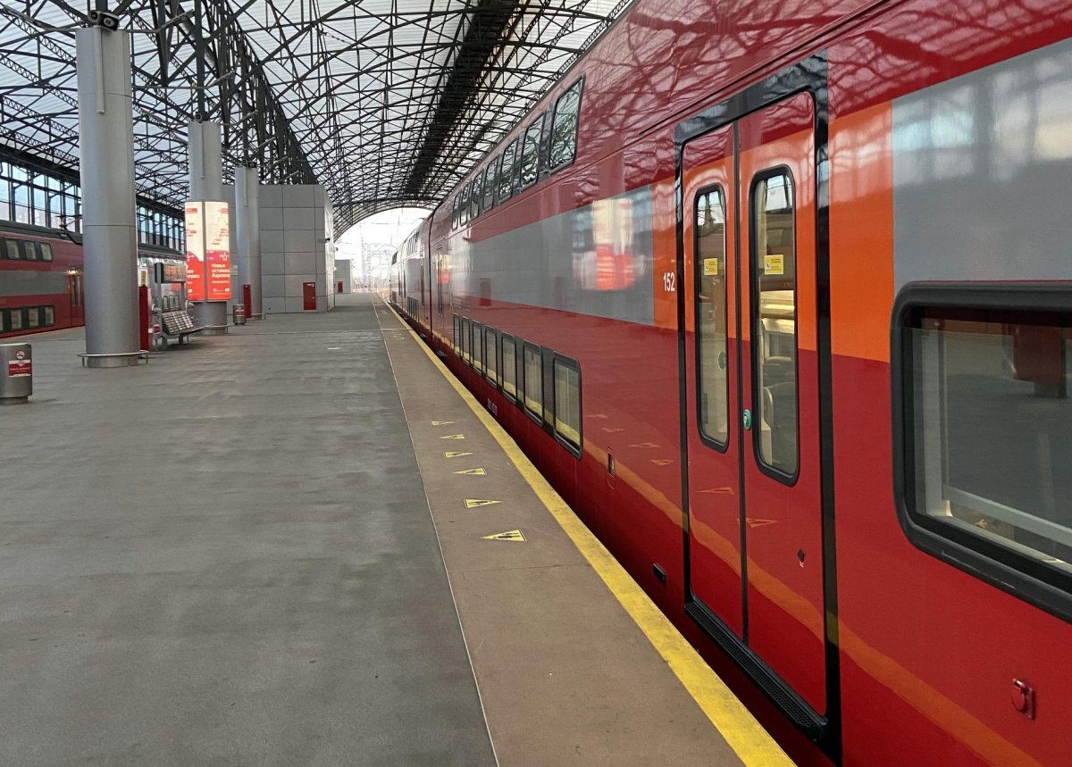 Поезд Москва