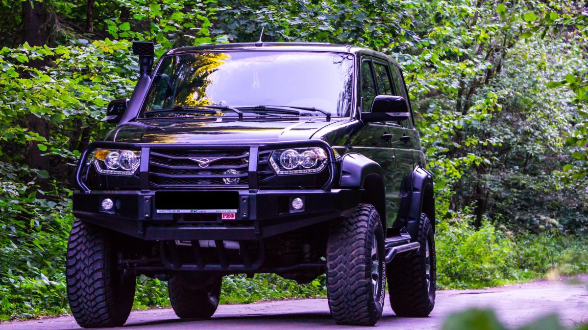 Тюнингованный УАЗ Патриот