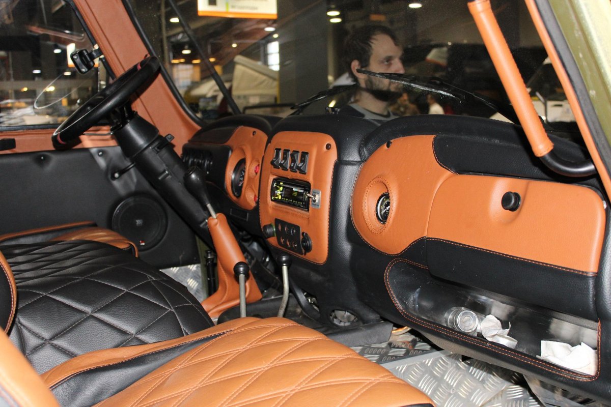 УАЗ 452 Буханка тюнинг салона