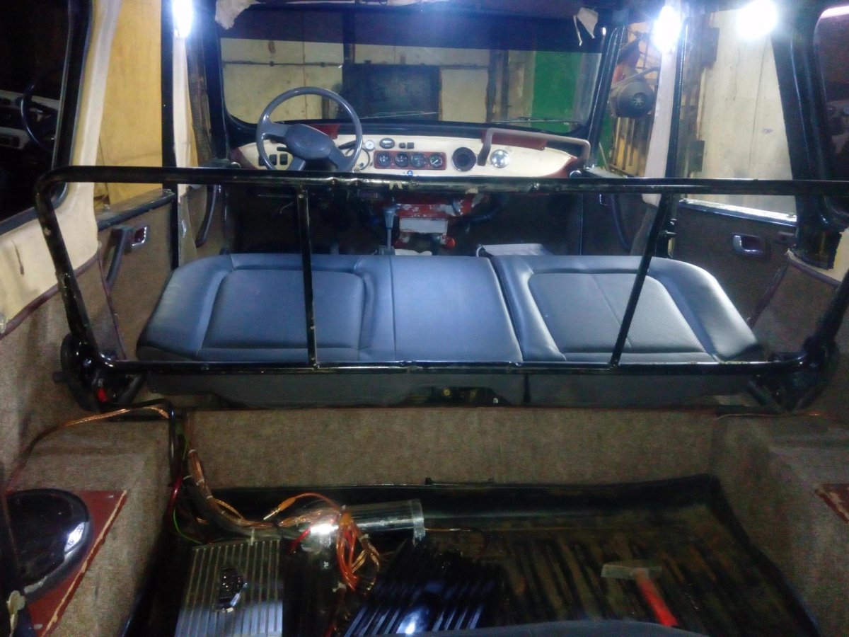 УАЗ 469 салон