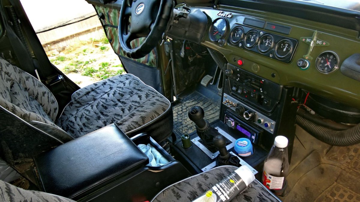 УАЗ 469 3151 салон