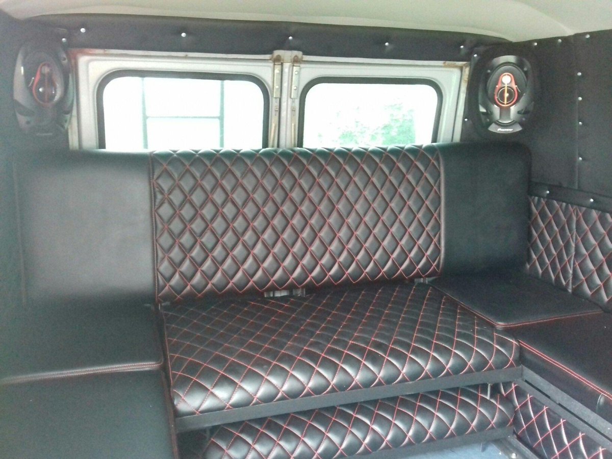 УАЗ 3909 салон внутри