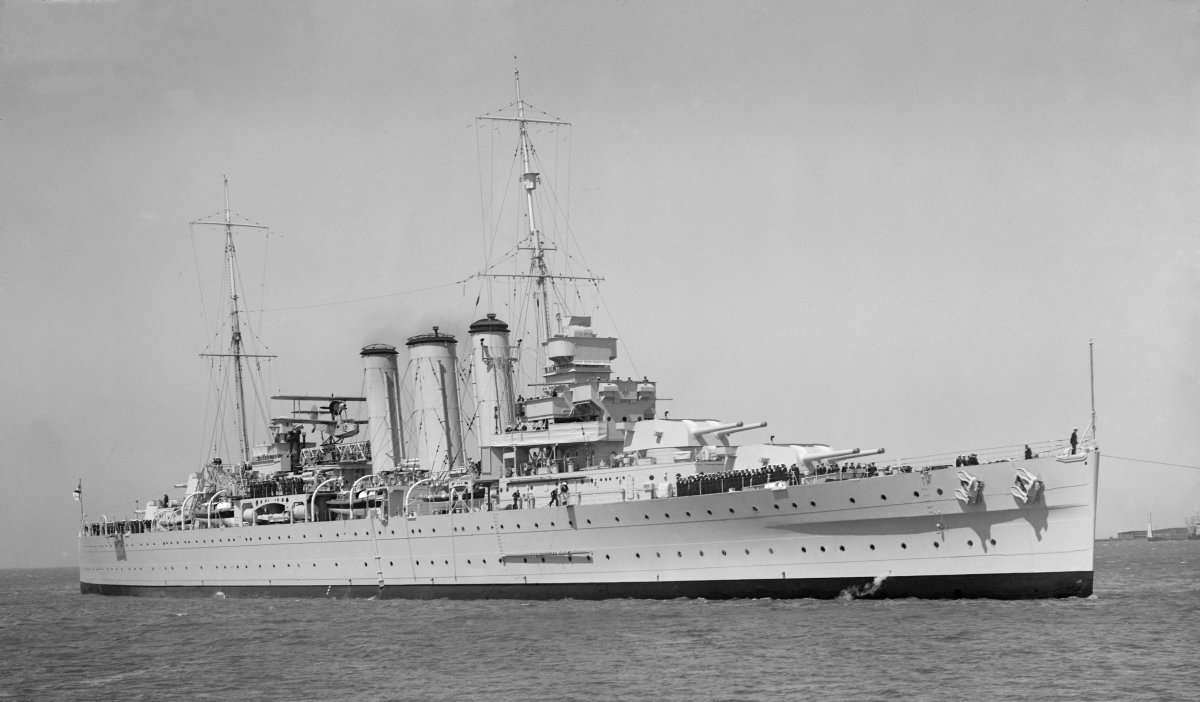HMS Kent 1928