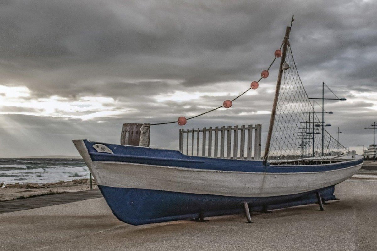 Баркас фелюга