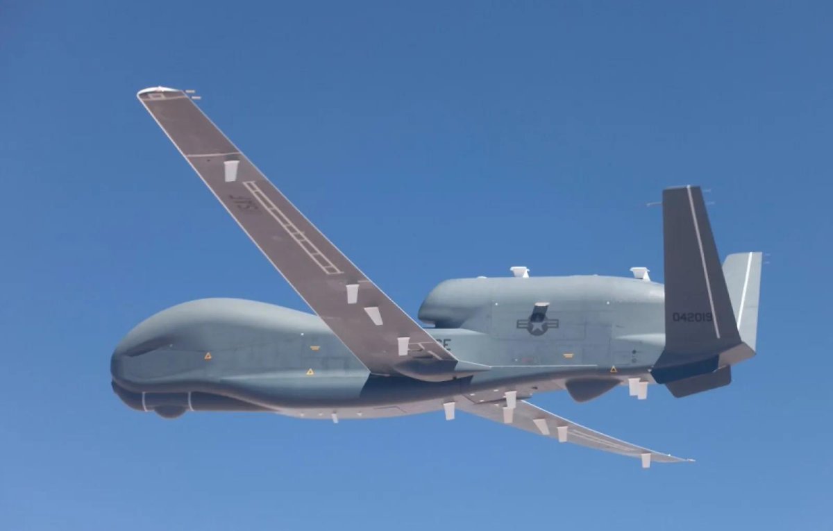 Беспилотник RQ-4b Global Hawk