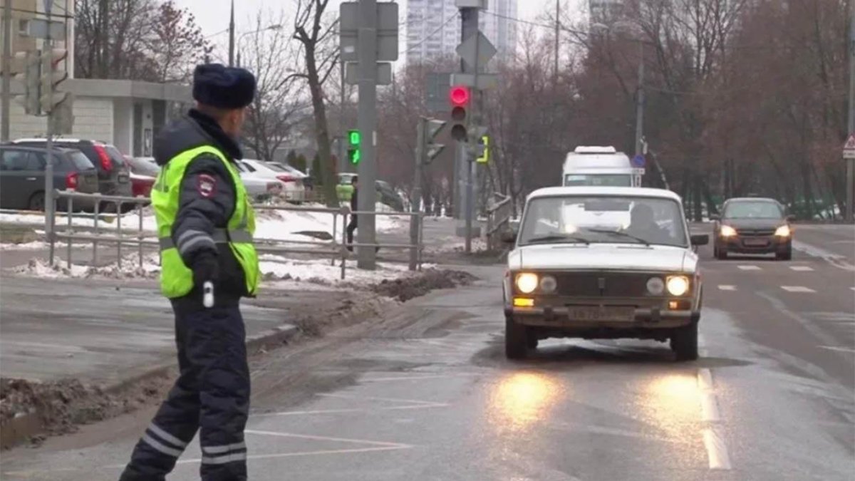 Гаишник светофор