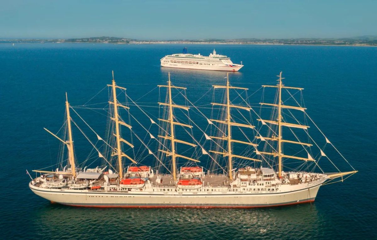 Круизный парусник