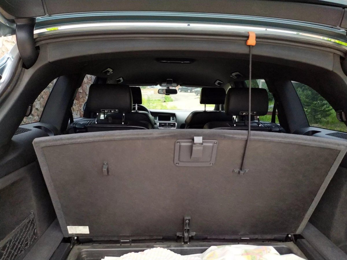 Ауди q7 багажник