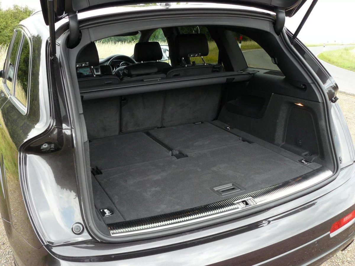 Ауди q7 багажник