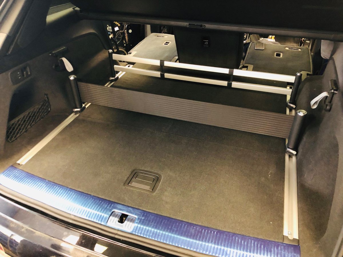 Ауди q7 багажник