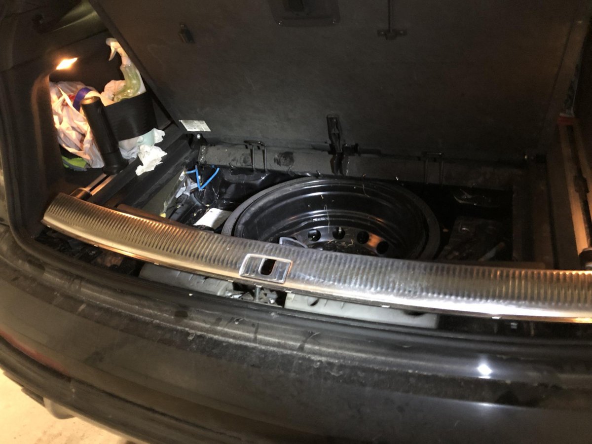 Замок багажника Audi q5