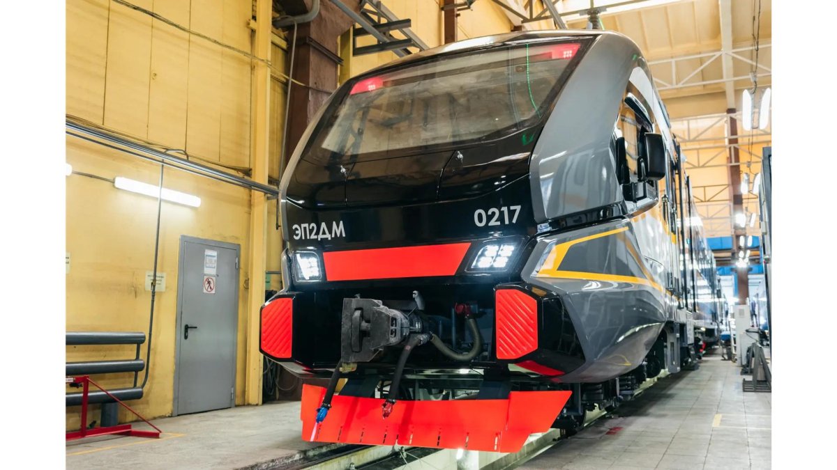 Эп2дм новый поезд