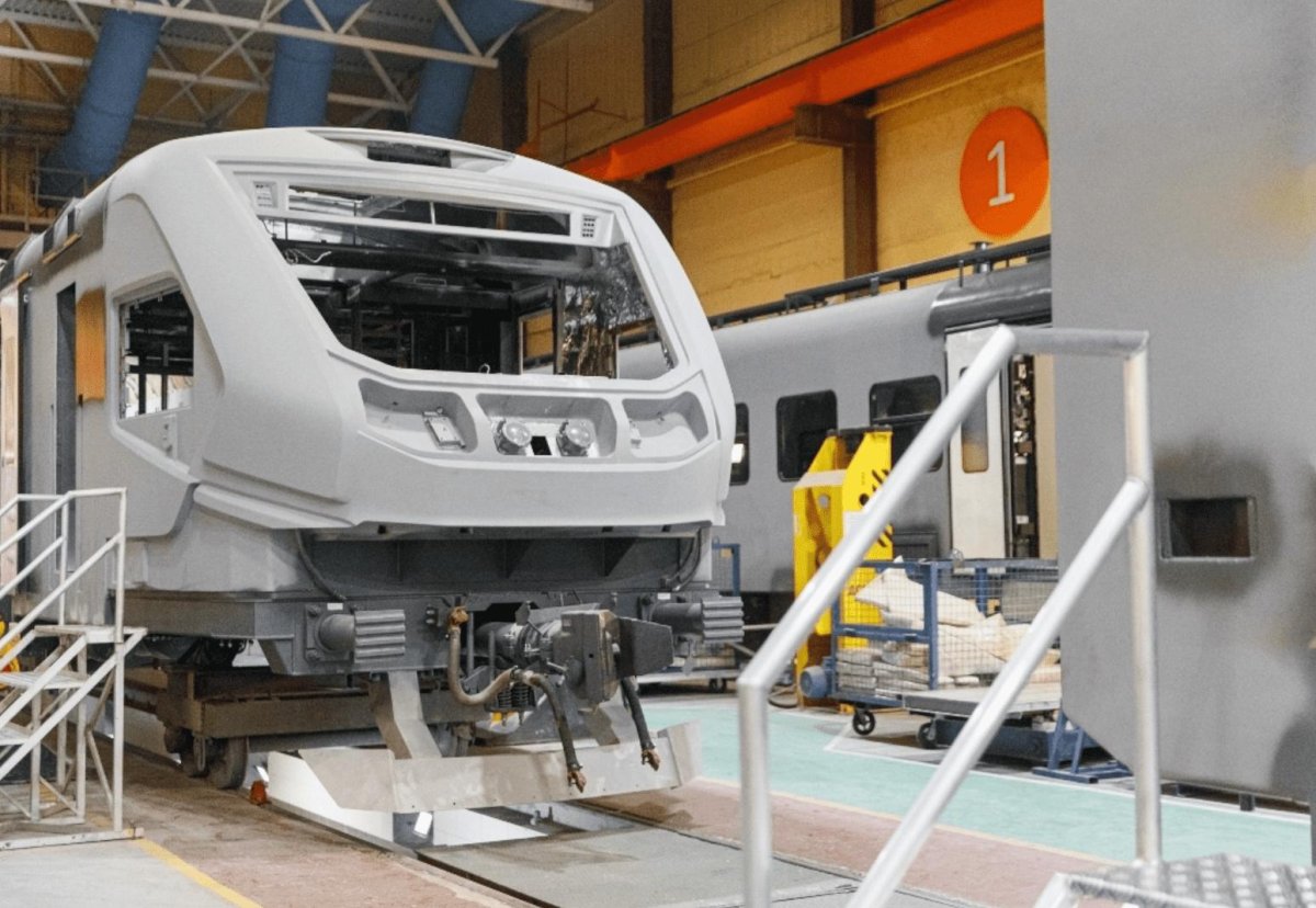 Низкопольные поезда в России