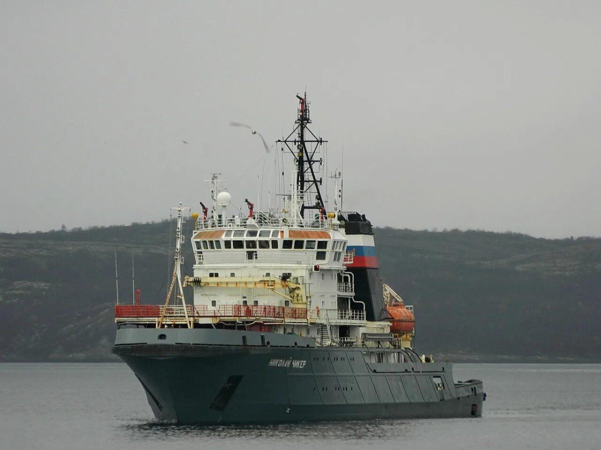 Николай Чикер судно