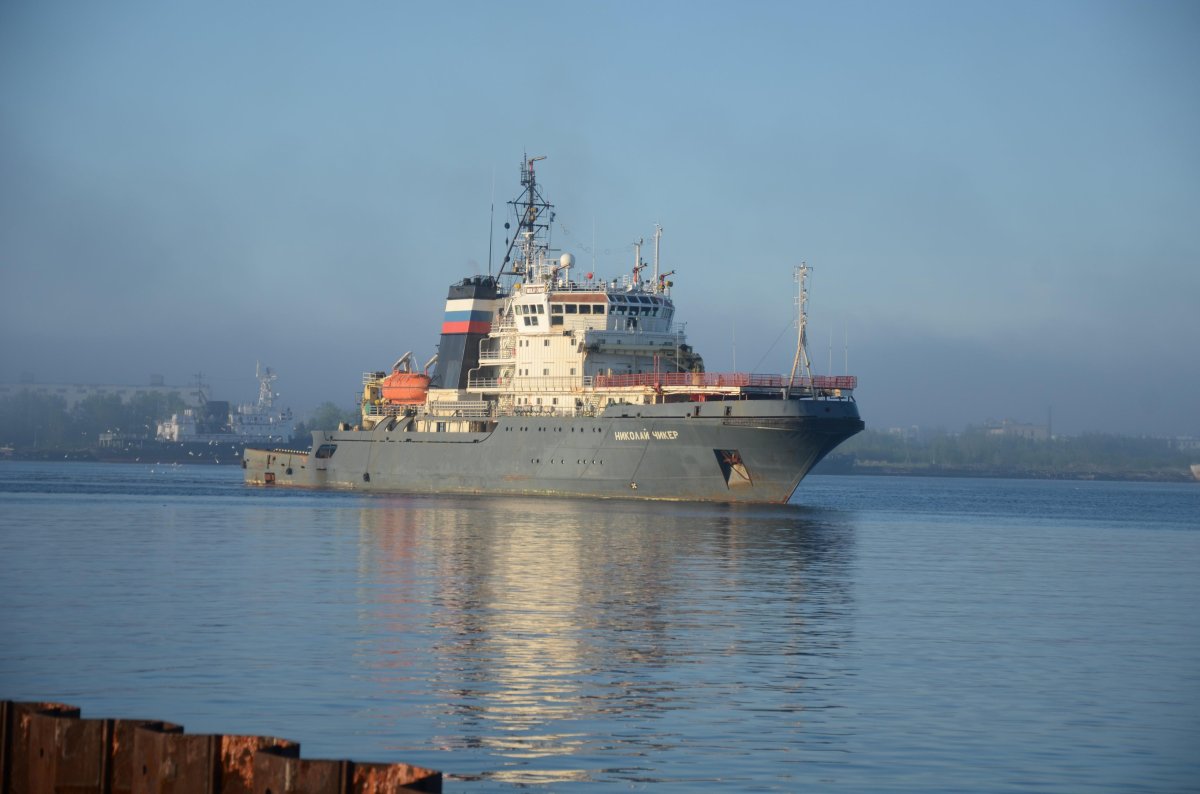 Н Чикер буксир