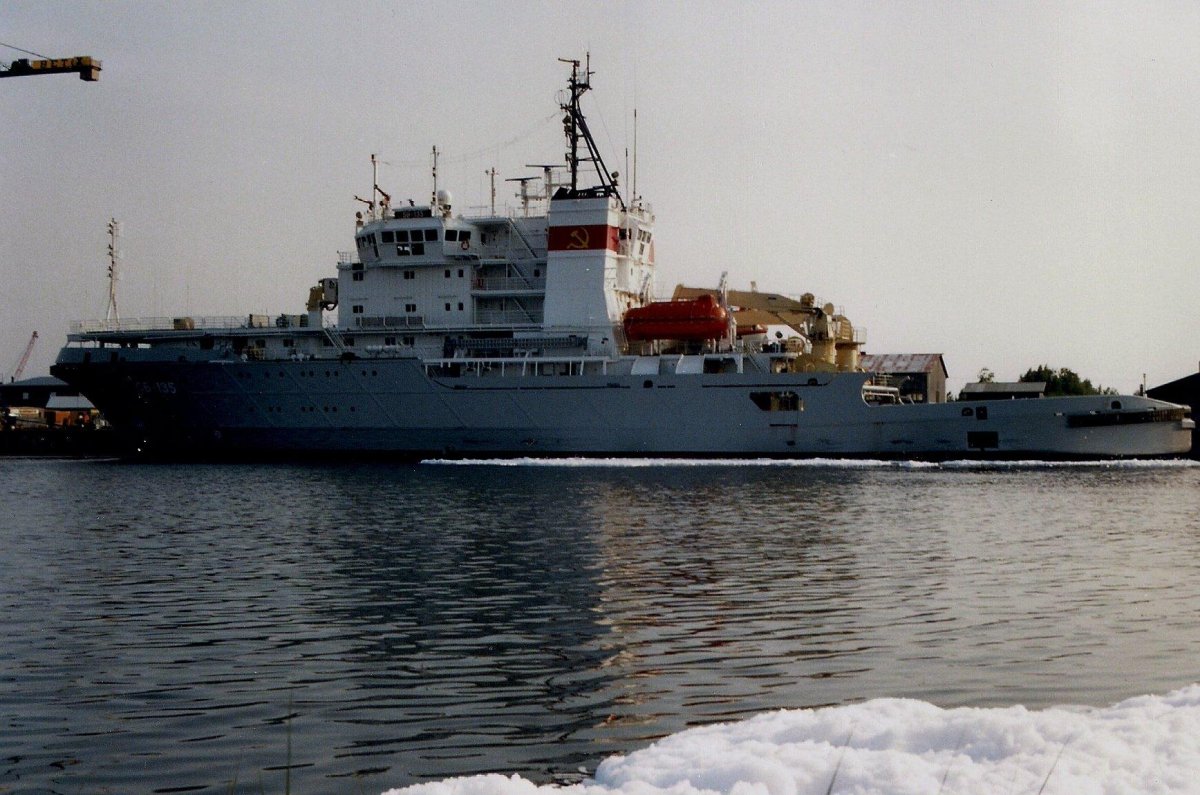 Фотий Крылов буксир