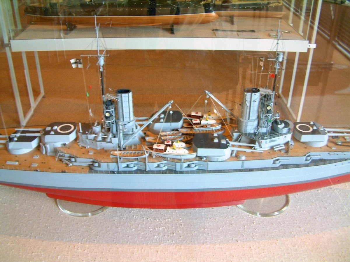 Линкор Кёниг Альберт