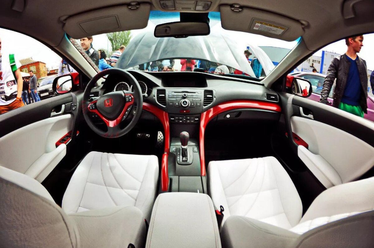 Салон Honda Accord 8 Type s