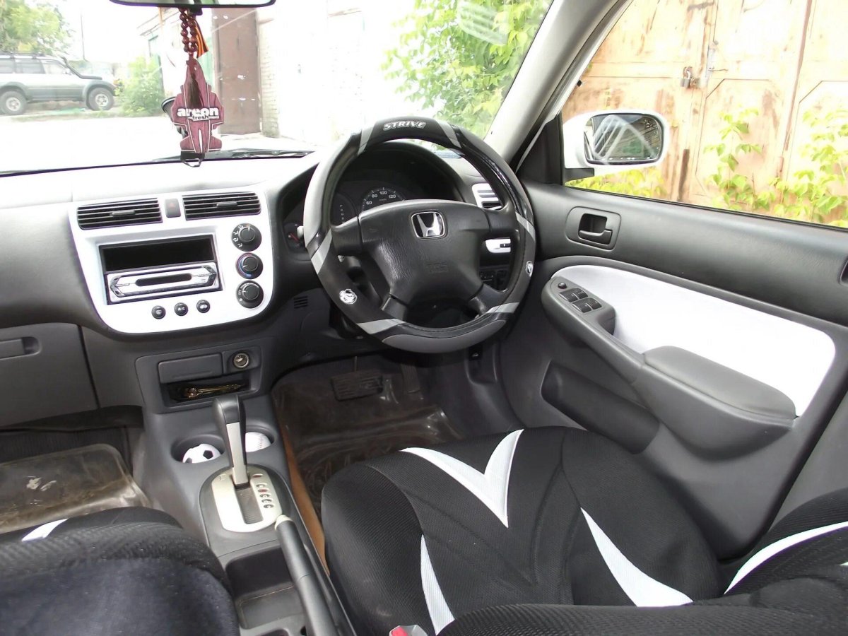 Honda Civic 2002 салон
