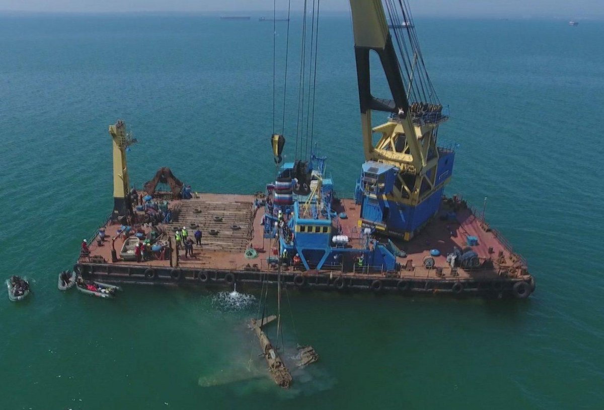 Тарханкут затонувший корабль