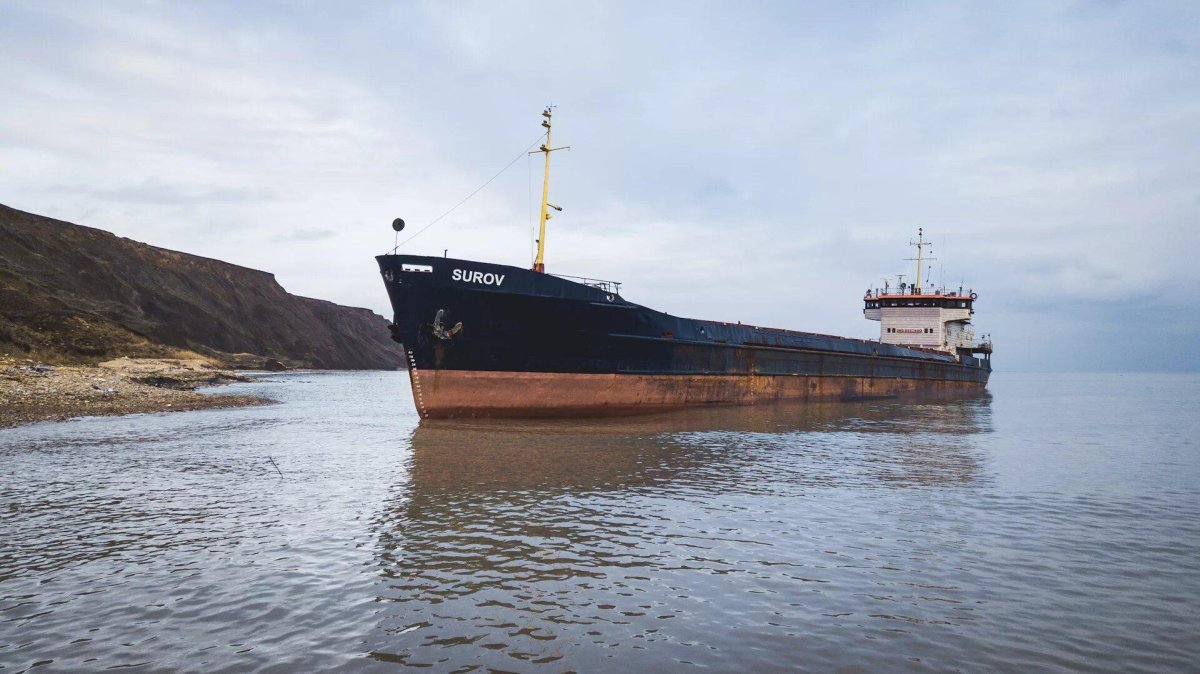 Корабль суров Тамань