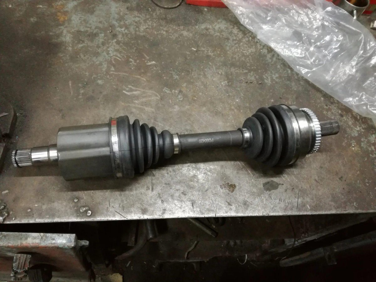 Полуось Вольво s60