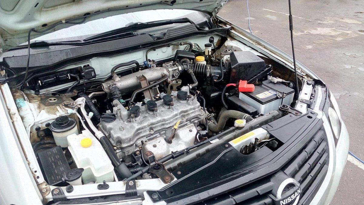 Nissan Almera g15 подкапотное