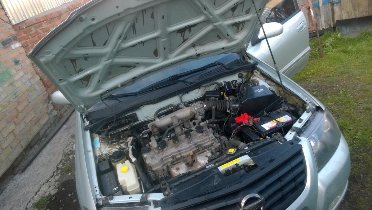 Nissan Almera g15 подкапотное
