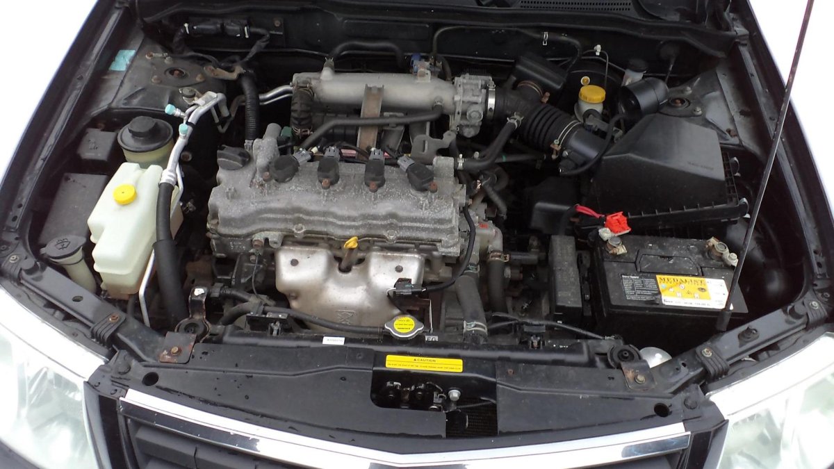 Ниссан Альмера Классик 2006 под капотом