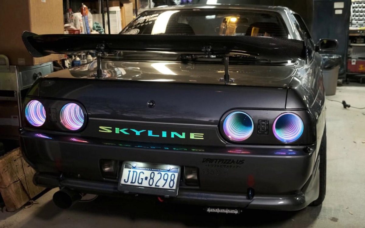 Nissan Skyline r32/33.