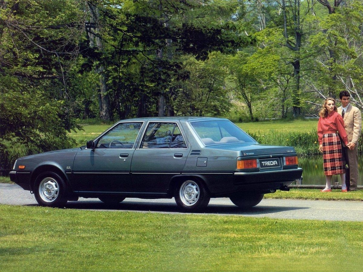 Mitsubishi Tredia 1986