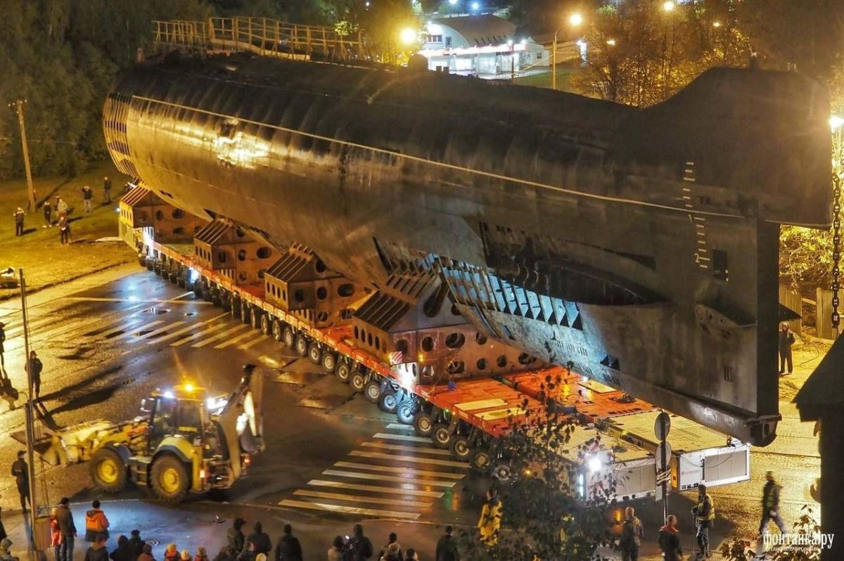 Подводная лодка в Кронштадте музей к-3