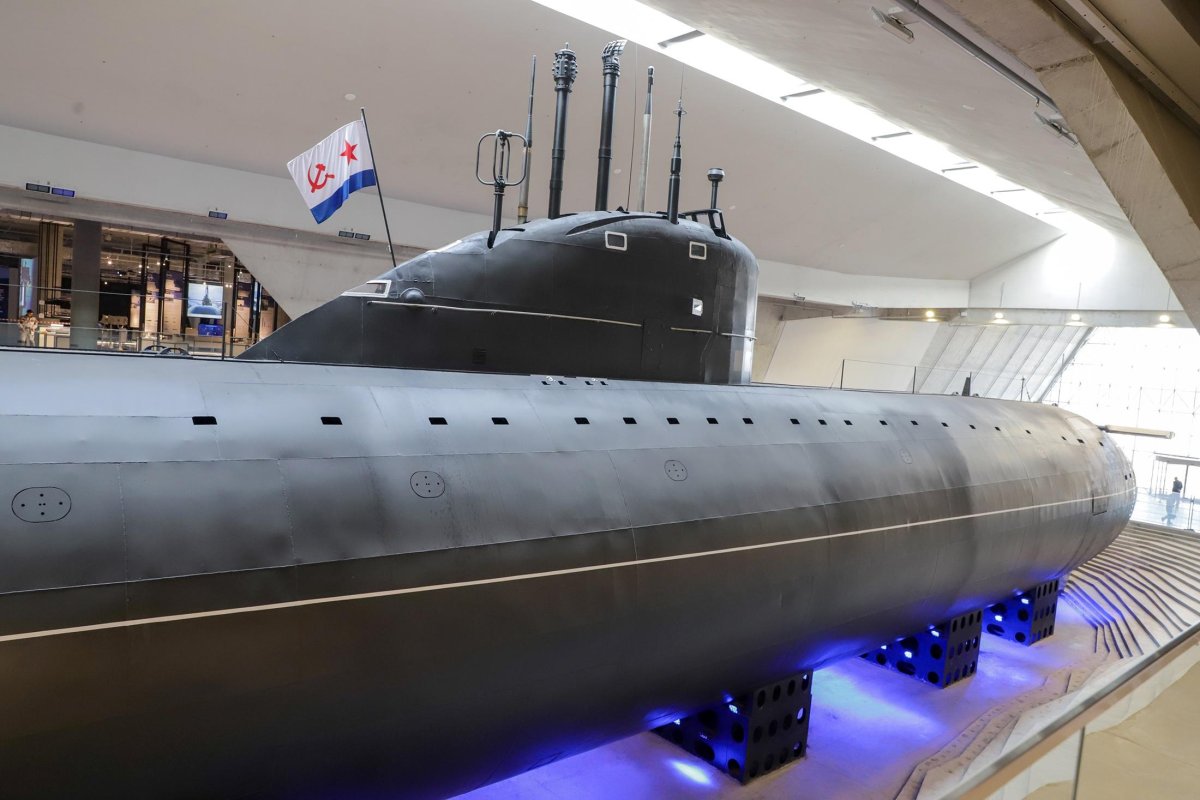 Ленинский комсомол атомная подводная лодка внутри
