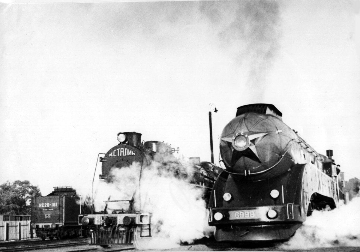 Паровоз 2-3-2 Иосиф Сталин