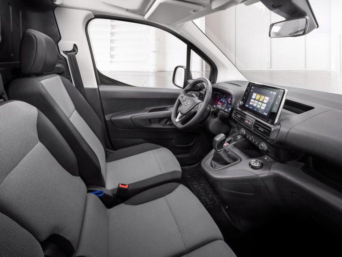 Opel Combo 2020 салон