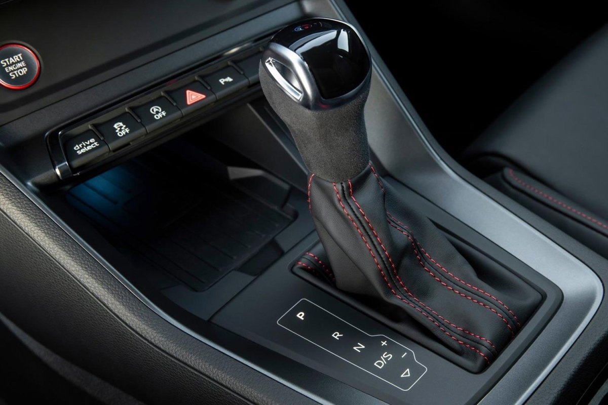 Audi RS q3 сиденья