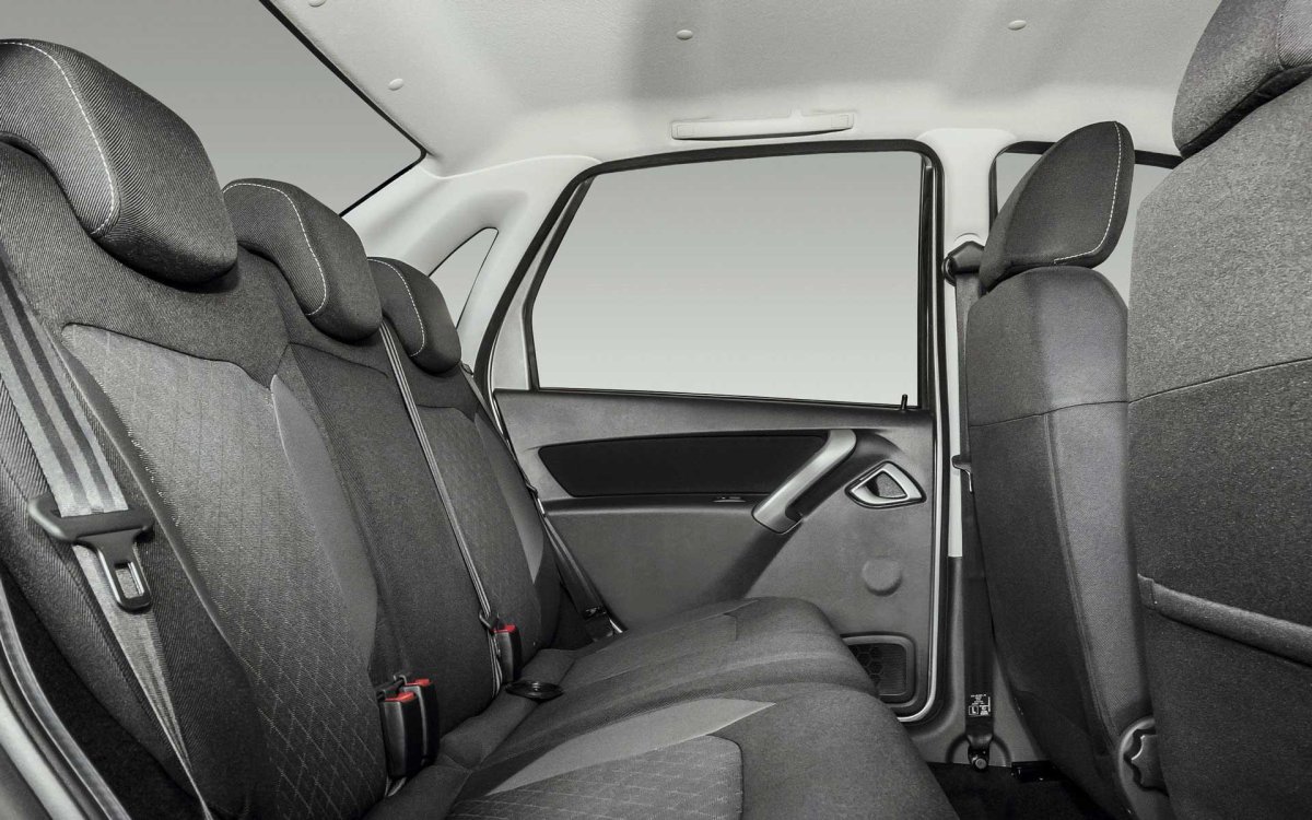 Лада Гранта 2022 салон сзади