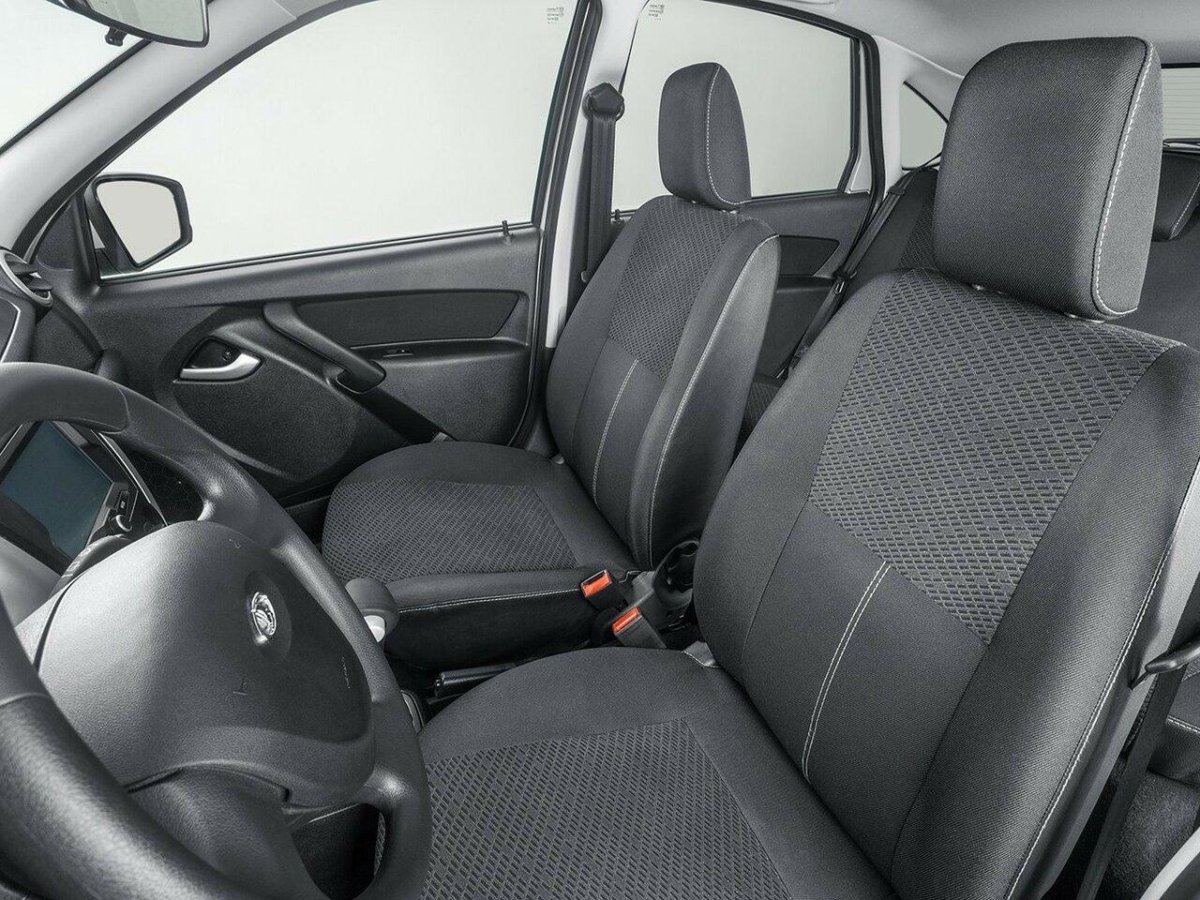 Lada Granta лифтбек салон