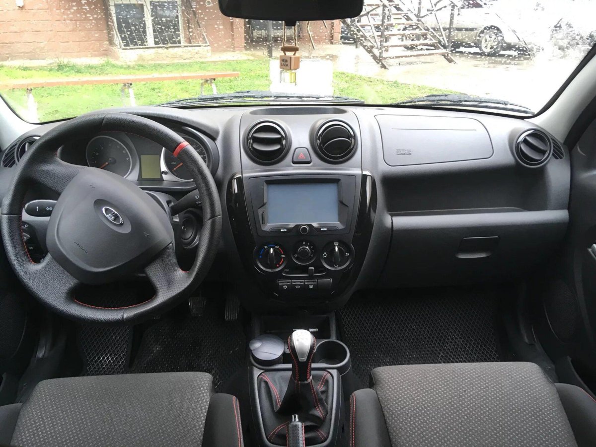 Lada Granta 1 салон