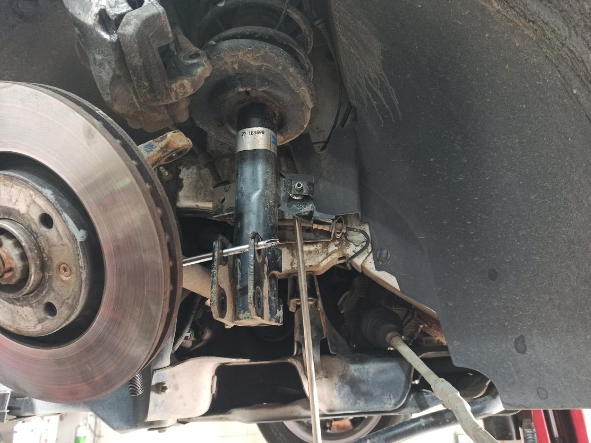 Задняя подвеска Пежо 308