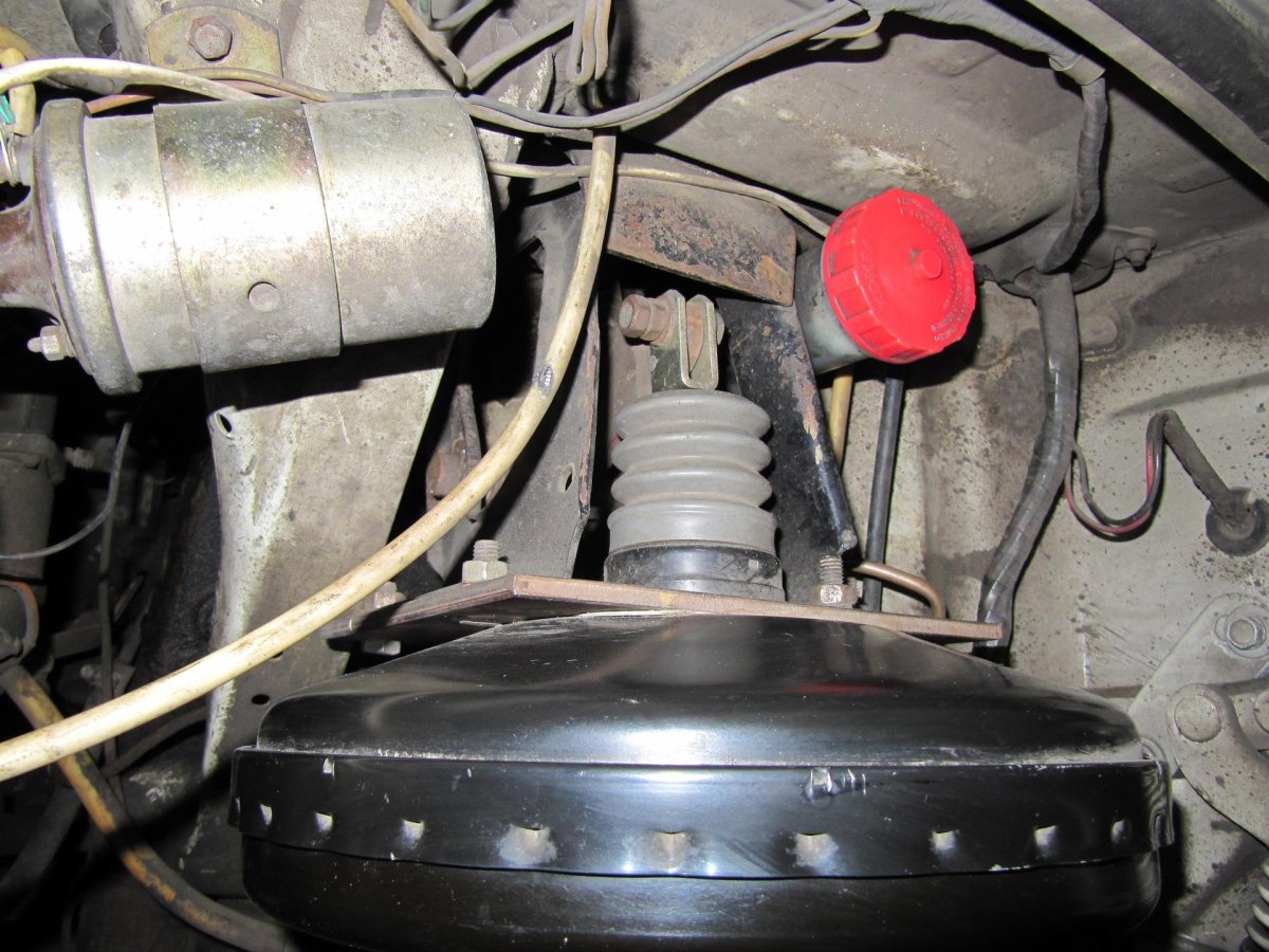 ГАЗ 31105 вакуумный усилитель